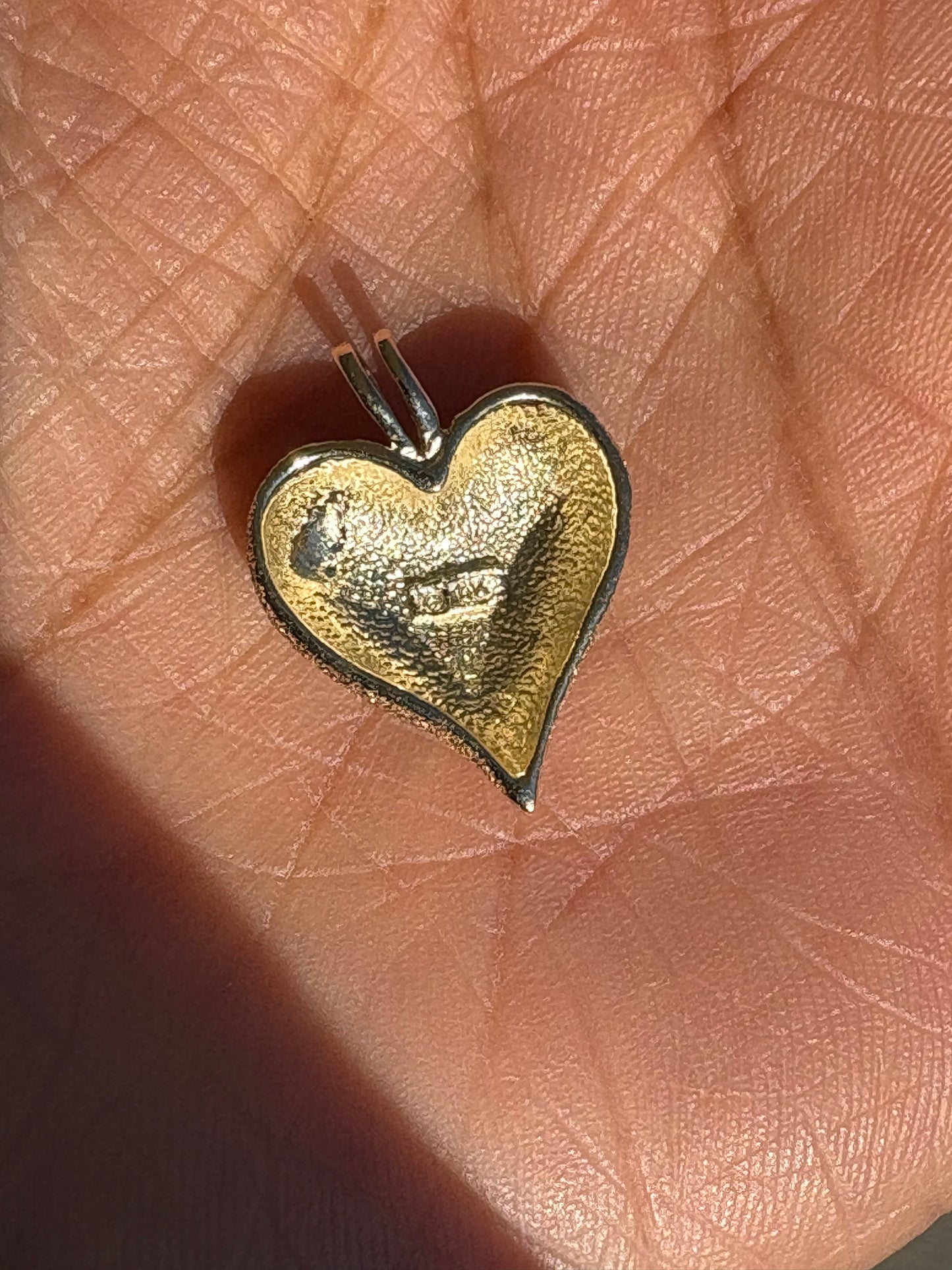 14k Satinado Heart