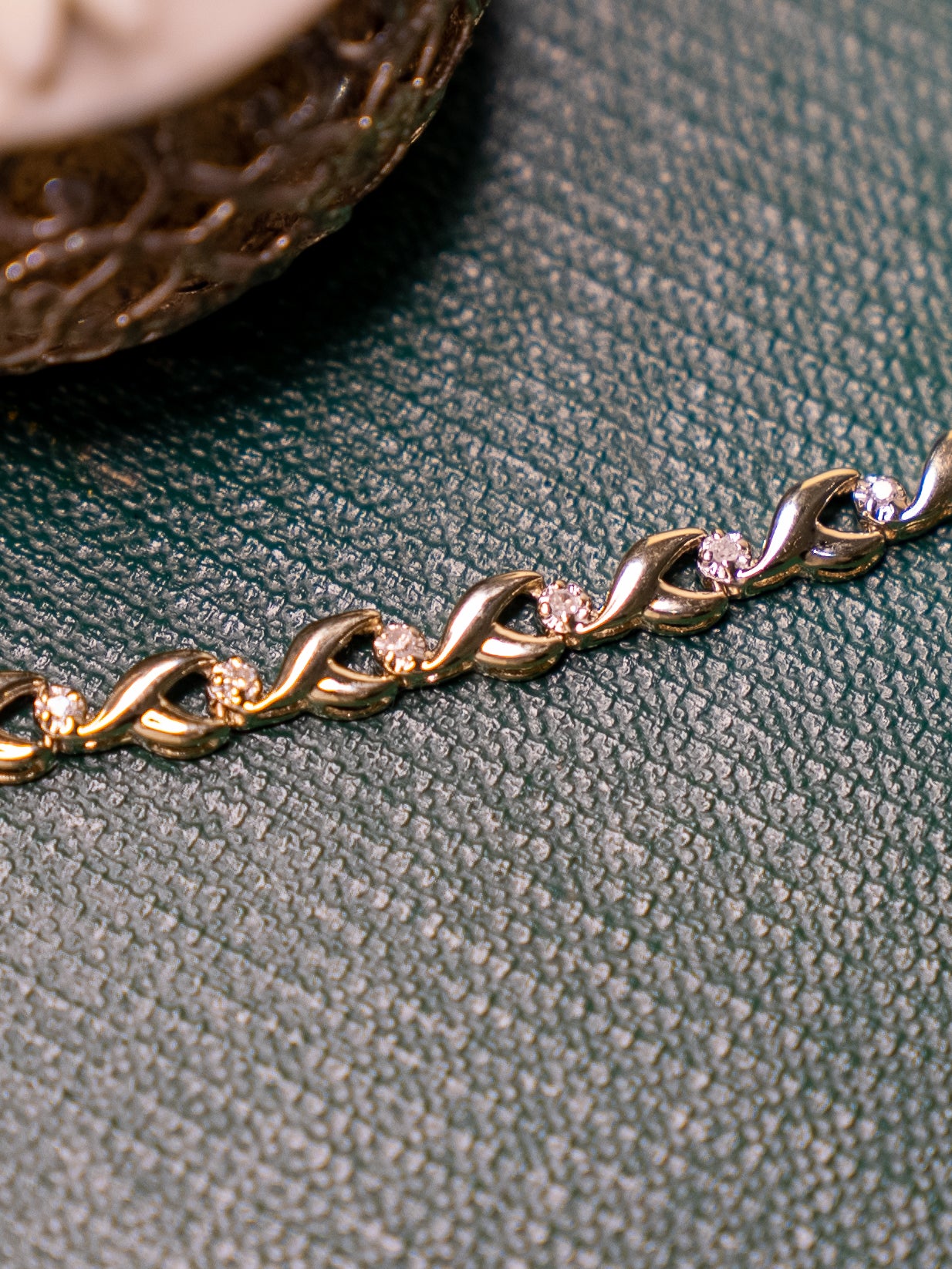 10K Vintage Cluster Diamond Tennis Bracelet