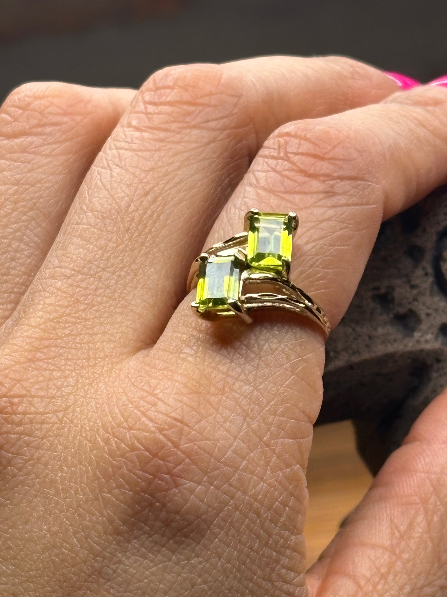 10k Peridot ‘Las Gemelas’ Ring
